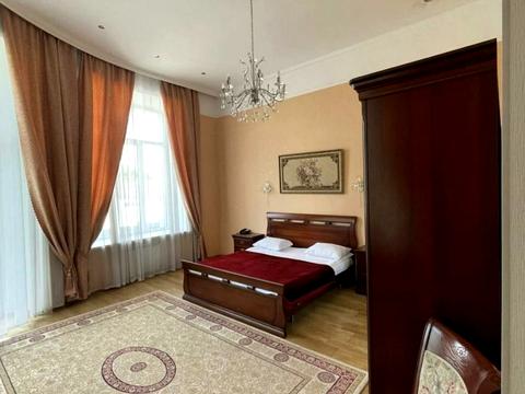 коммерческая по адресу Европейская пл. (Екатерининская), 22
