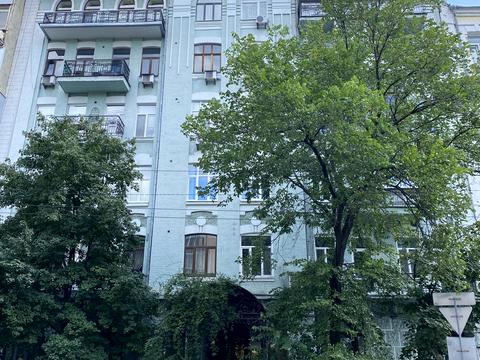 квартира за адресою Шота Руставелі вул., 27
