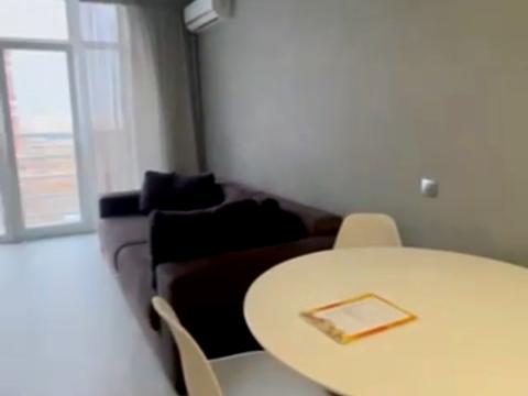 квартира за адресою Сім'ї Кульженків вул. (Петра Дегтяренка), 31-Б