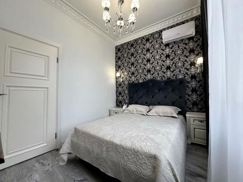квартира за адресою Круглоуніверситетська вул., 13