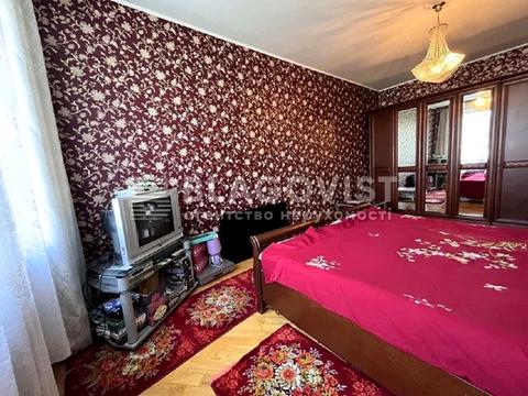 квартира за адресою Старонаводницька вул., 8
