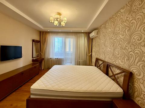квартира по адресу Олены Пчилки ул., 4