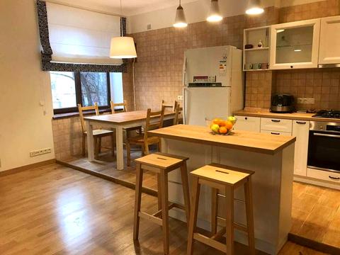 квартира за адресою Щекавицька вул., 36