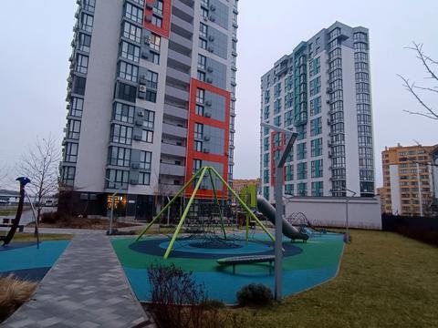 квартира за адресою Кришталева, 1А