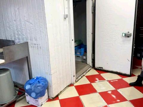 комерційна за адресою Люстдорфська дорога вул., 25