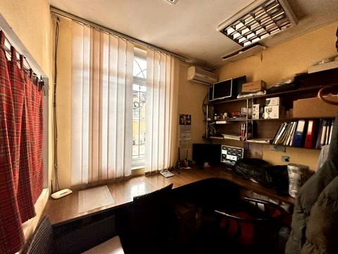 коммерческая по адресу Віктора Косенка ул., 1