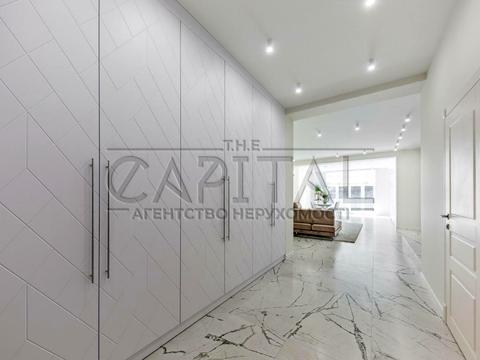 будинок за адресою Вишнева вул.