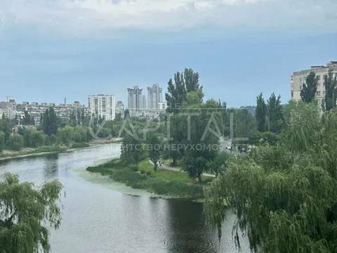 комерційна за адресою Соборності просп. (Возз'єднання), 30-А