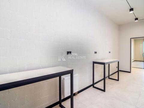 комерційна за адресою Джона Маккейна вул. (Івана Кудрі), 26