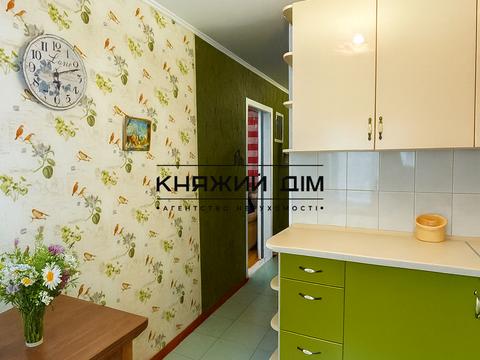 квартира за адресою Братів Зерових вул. (Червонопартизанська), 25