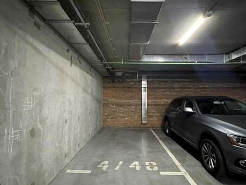 коммерческая по адресу Трускавецкая ул., 8