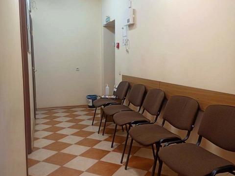 комерційна за адресою Вишгородська вул., 14