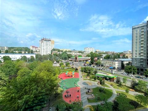 квартира по адресу Шкільна ул., 42