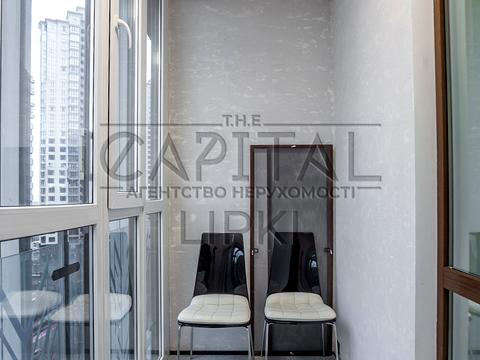 квартира по адресу Андрея Верхогляда ул. (Михайла Драгомирова), 12