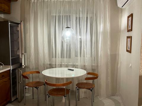 квартира за адресою Вишняківська вул., 13