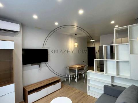 квартира за адресою Дніпровська набережна вул., 17В