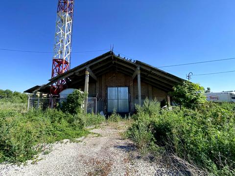 коммерческая по адресу Маячка ул., 17