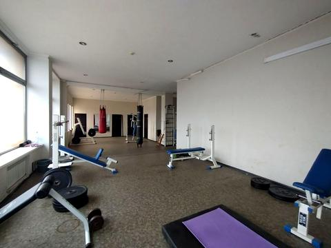 комерційна за адресою Конституційна вул., 15