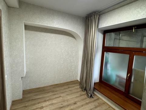 будинок за адресою Михайла Комарова вул., 17