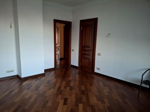 будинок за адресою Незалежності