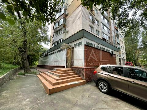 коммерческая по адресу Карела Чапека ул. (Юліуса Фучика), 15