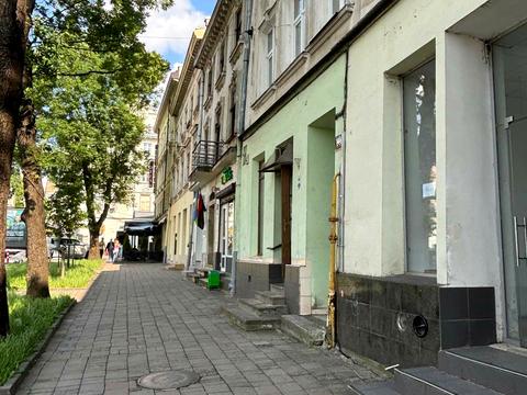коммерческая по адресу Князя Ярослава Осмомысла пл., 10