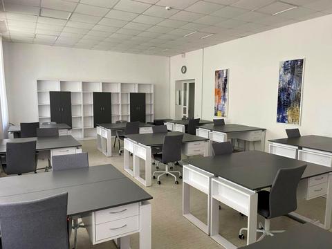 коммерческая по адресу Вадима Гетьмана ул., 3