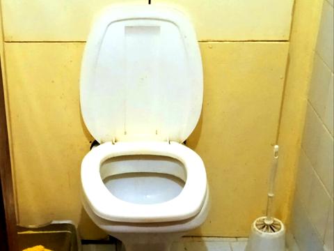 кімната за адресою Ревуцького вул., 4