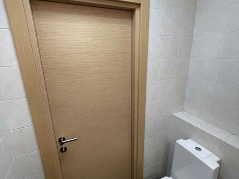 комерційна за адресою Саперно-Слобідська вул., 22