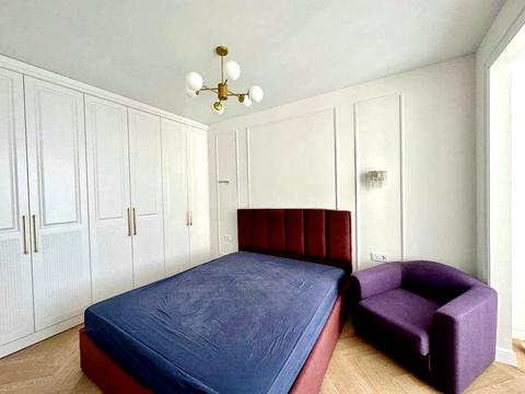 квартира за адресою Київ, Салютна вул., 2к18