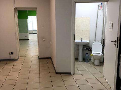 комерційна за адресою Харківське шосе, 58