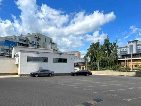 комерційна за адресою Вацлава Гавела бульв. (Івана Лепсе), 6-з