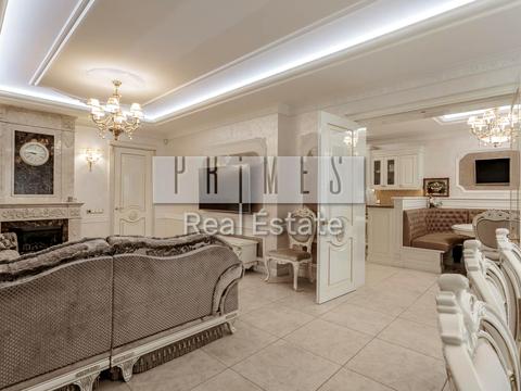 квартира за адресою Дніпровська набережна вул., 14