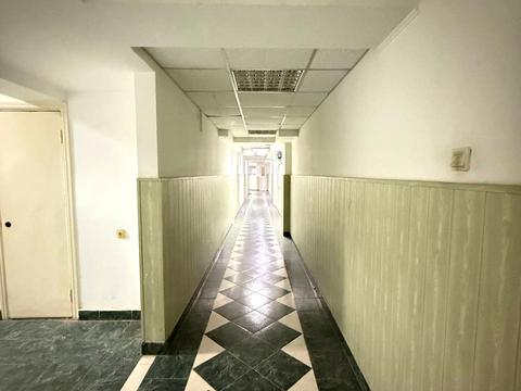 комерційна за адресою Леваневців вул., 10