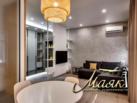 квартира по адресу Маяковского просп.