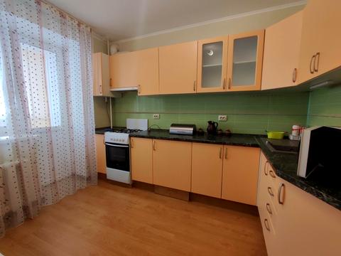 квартира по адресу Строителей ул., 11