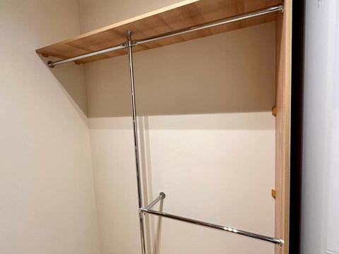 квартира за адресою Богатирська вул., 3