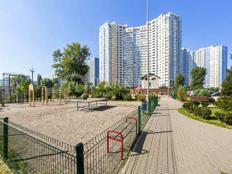 квартира по адресу Академика Глушкова просп., 9е