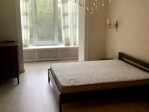 квартира за адресою Печерський узвіз, 10