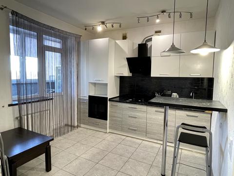 квартира за адресою Боголюбова вул., 13