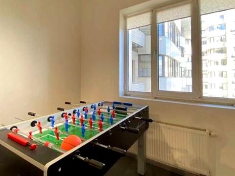 комерційна за адресою Андрія Верхогляда вул. (Михайла Драгомирова), 2-А