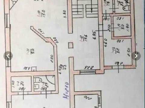 будинок за адресою лінія 10, 18