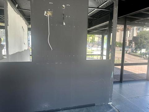 коммерческая по адресу майдан Незалежності пл., 2