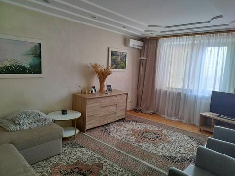 квартира за адресою В'ячеслава Чорновола вул., 16
