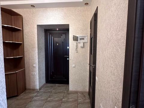 квартира за адресою Хотинська вул., 12
