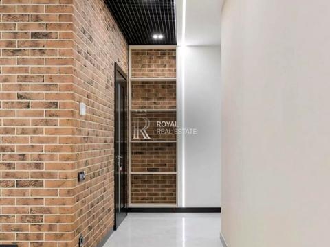 комерційна за адресою Івана Франка вул., 1