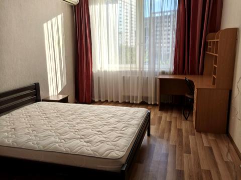 квартира за адресою Академіка Глушкова просп., 9-Г