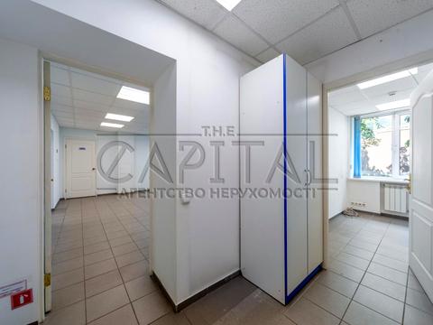 комерційна за адресою Тараса Шевченка бульв., 38