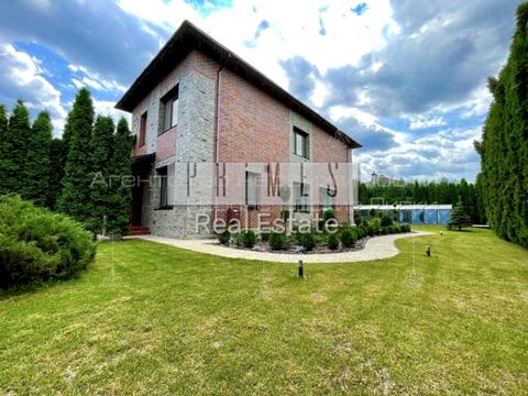 будинок за адресою Центральна вул.