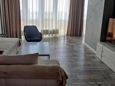 квартира за адресою Соборності просп. (Возз'єднання), 30